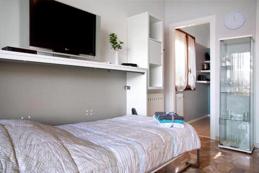 Ferienwohnung Studio Belvedere Brezzo Exterior foto